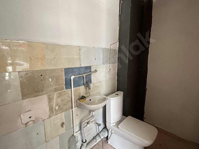 Selvilide Köşe Konumda Hareketli Lokasyonda Kiralık İş Yeri - Görsel 21