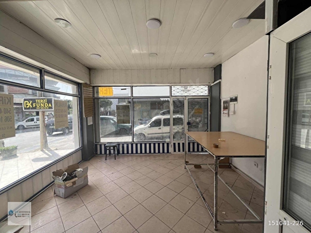 Selvilide Köşe Konumda Hareketli Lokasyonda Kiralık İş Yeri - Görsel 17