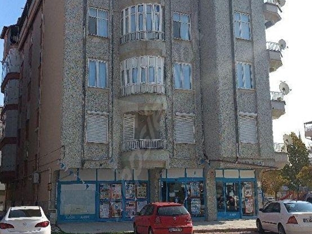 Fenari mh.molla Fenari cd.b3 sabır apt satılık daire