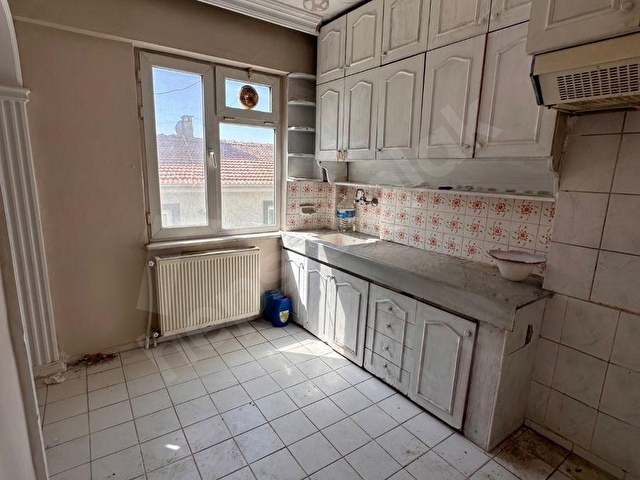 KÜÇÜK EMLAKTAN SATILIK 2+1 ÖNÜ AÇIK ARAKAT DAİRE - Görsel 8