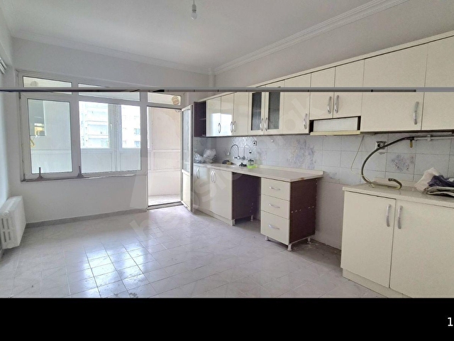 Sahabiye Mahallesinde kiralık 3+1 daire 180 m² - Görsel 4