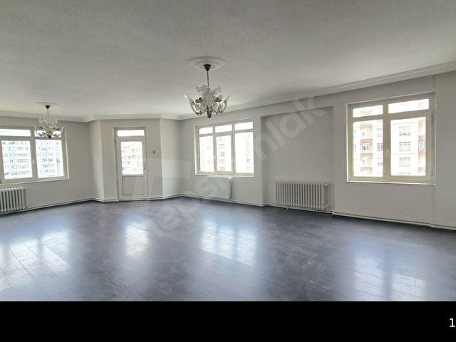 Sahabiye Mahallesinde kiralık 3+1 daire 180 m²