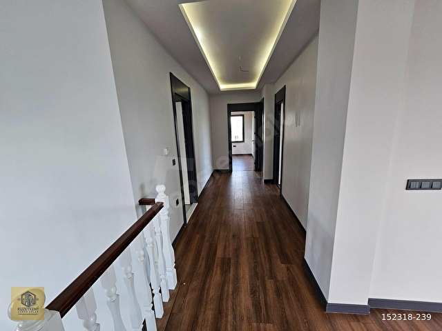 Sarayda 660m2 Arsada Ada Mutfaklı 4+2 Lüks Malikane - Görsel 21