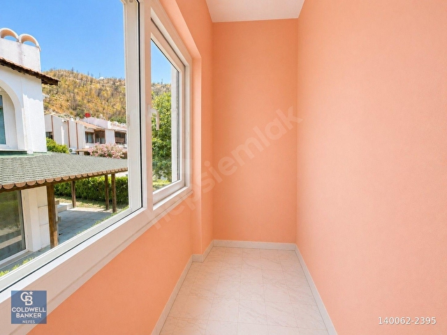 Çanakkale Karanlık Liman Evlerinde Denize Sıfır Satılık Villa ! - Görsel 27