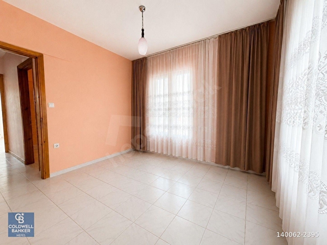 Çanakkale Karanlık Liman Evlerinde Denize Sıfır Satılık Villa ! - Görsel 24