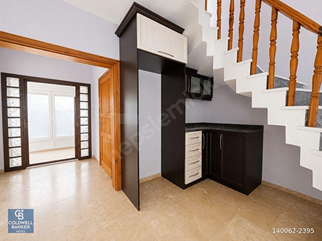 Çanakkale Karanlık Liman Evlerinde Denize Sıfır Satılık Villa ! - Görsel 8