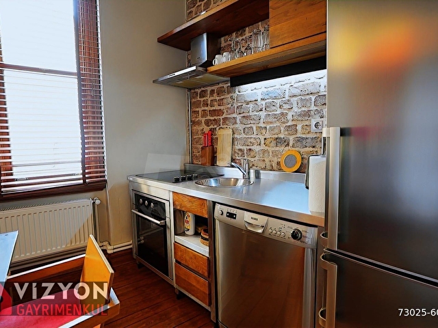BEYOĞLUNDA ÖZEL TASARIM 2+1 YÜKSEK TAVANLI EŞYALI DAİRE - Görsel 24