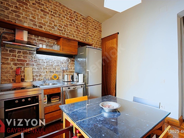 BEYOĞLUNDA ÖZEL TASARIM 2+1 YÜKSEK TAVANLI EŞYALI DAİRE - Görsel 22