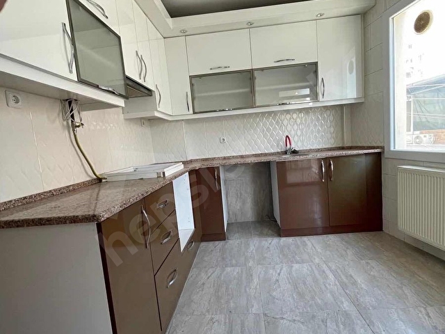 Buca Atatürkte 3+1 arakat merkezi konum geniş temiz arakt daire - Görsel 4