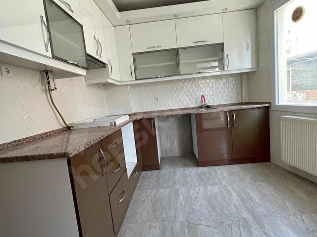 Buca Atatürkte 3+1 arakat merkezi konum geniş temiz arakt daire - Görsel 5