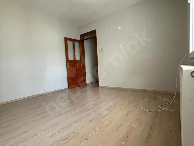 Buca Atatürkte 3+1 arakat merkezi konum geniş temiz arakt daire - Görsel 12