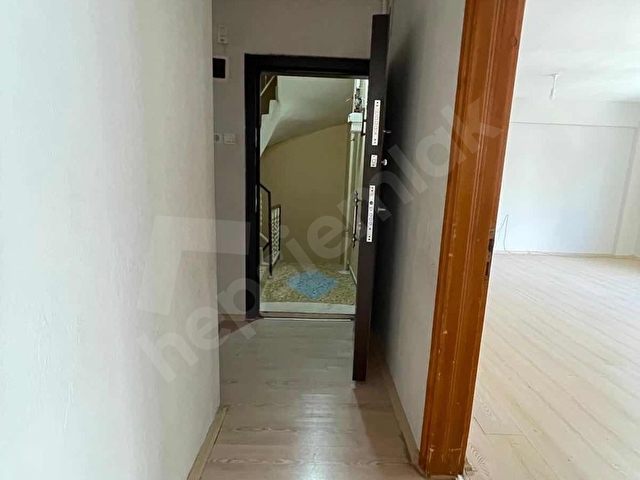 Buca Atatürkte 3+1 arakat merkezi konum geniş temiz arakt daire - Görsel 11