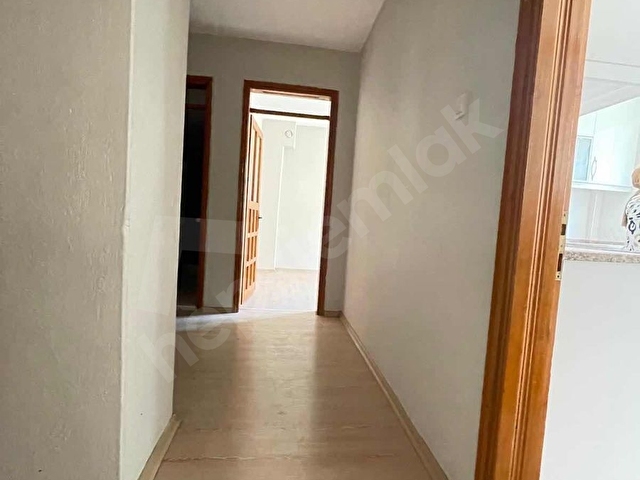 Buca Atatürkte 3+1 arakat merkezi konum geniş temiz arakt daire - Görsel 17