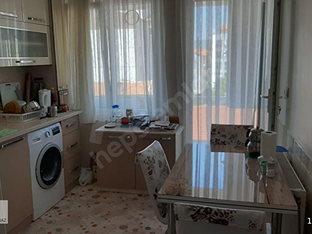 BANAZ 31 AGUSTOS MAH.ŞEHİR MERKEZİNDE 3+1 SATILIK ÇOK GÜZEL DAİRE - Görsel 7