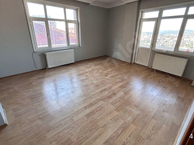 Üsküdar Ferah Mah. Kiralık 3+1 150 m2 Tadilatlı Boyalı Köşe Daire - Görsel 3