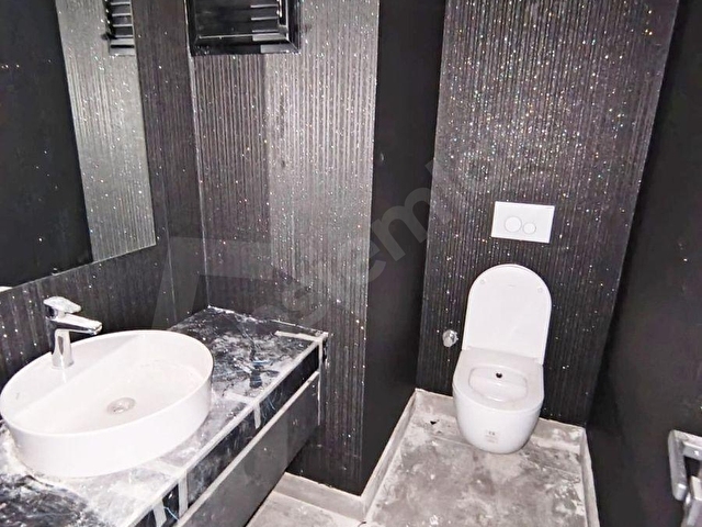 ADANA SEYHANDA BULVAR ÜZERİ GÜVENLİKLİ SOSYAL DONATILI SİTEDE KAPALI MUTFAK 3+1 LÜX KİRALIK  DAİRE - Görsel 20