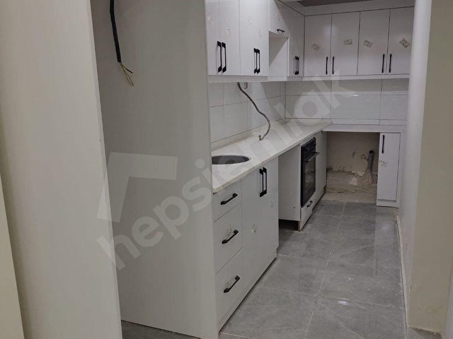 MECİDİYEKÖY GÜLBAĞDA İÇİ YENİLENMİŞ MASRAFSIZ SATILIK 2+1 DAİRE - Görsel 4
