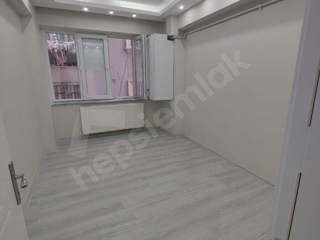 MECİDİYEKÖY GÜLBAĞDA İÇİ YENİLENMİŞ MASRAFSIZ SATILIK 2+1 DAİRE