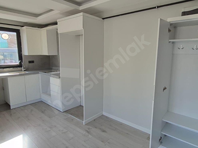 DERE GAYRİMENKUL DİLEKTEN TRAMVAY ALTINDA KİRALIK 1+1 DAİRE - Görsel 6