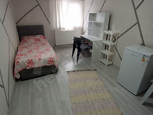 KAVACIK MERKEZ DE KIZ ÖĞRENCİLER İÇİN EŞYALI APART ODALAR - Görsel 17