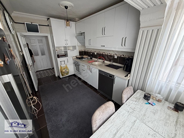PLEVNE MAHDE ARA KATTA ASANSÖRLÜ CADDE ÜZERİNDE SATILIK DAİRE - Görsel 4