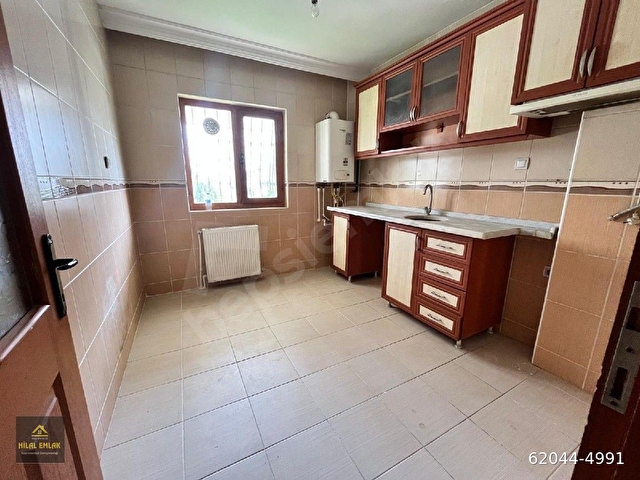 HİLALDEN ÜÇKIZLAR CAMİ YAKINI 3+1 ÖN CEPHE GİRİŞ KAT CADDEYE YAKIN - Görsel 2