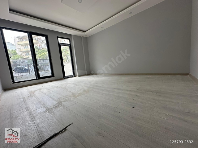 GİRİŞ ÜSTÜ GENİŞ 2+1 KAPALI OTOPARKLI LÜKS DAİRE - Görsel 20