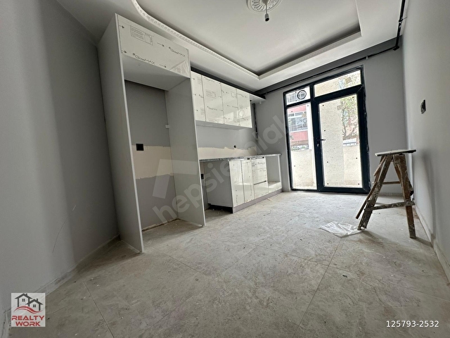 GİRİŞ ÜSTÜ GENİŞ 2+1 KAPALI OTOPARKLI LÜKS DAİRE - Görsel 4