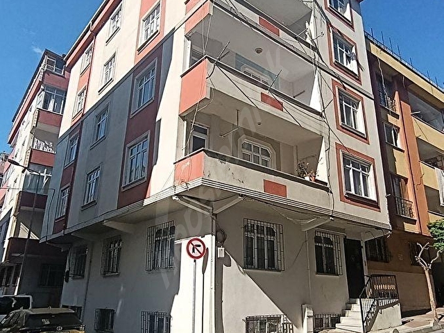 İPEKTEN Bağcılar 42 Evlerde Satılık 4,5+1, 160m² Fırsat Daire - Görsel 3