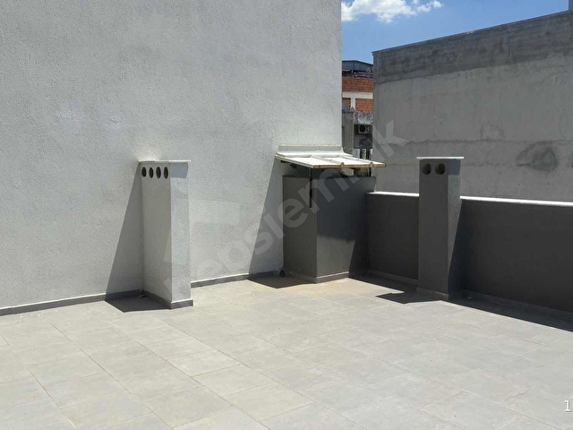 ŞİRİNYER Laleli Mah. TERASLI EMSALSİZ EŞYALI OTOPARKLI 1+1 - Görsel 2