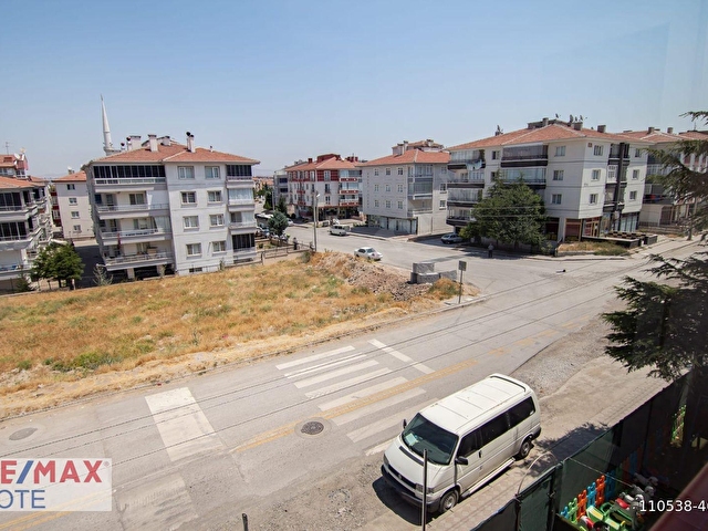 SİNCAN PINARBAŞI MAHALLESİ FULL YAPILI ARA KAT 3+1 SATILIK DAİRE - Görsel 17
