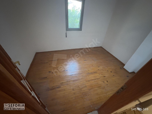 gümüldürde denize sıfır havuzlu site içinde 3+1 villa - Görsel 17