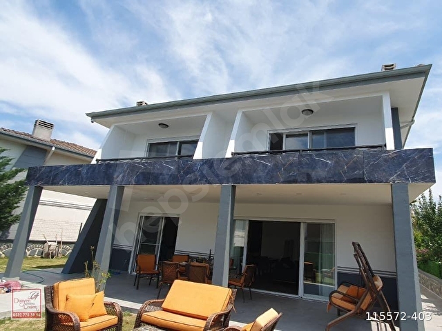 Kuşadası Değirmenderede Havuzlu Site İçinde 4+1 Müstakil Villa - Görsel 18