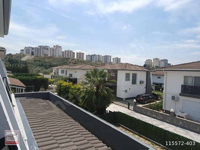 Kuşadası Değirmenderede Havuzlu Site İçinde 4+1 Müstakil Villa - Görsel 14