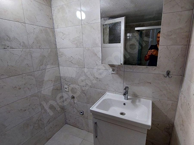 Bornova Kazımdirikte Bölge Metro Yakını Doğalgazlı Kiralık 2+1 Daire | İçi Yenilendi - Görsel 14
