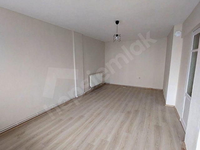 Bornova Kazımdirikte Bölge Metro Yakını Doğalgazlı Kiralık 2+1 Daire | İçi Yenilendi - Görsel 15
