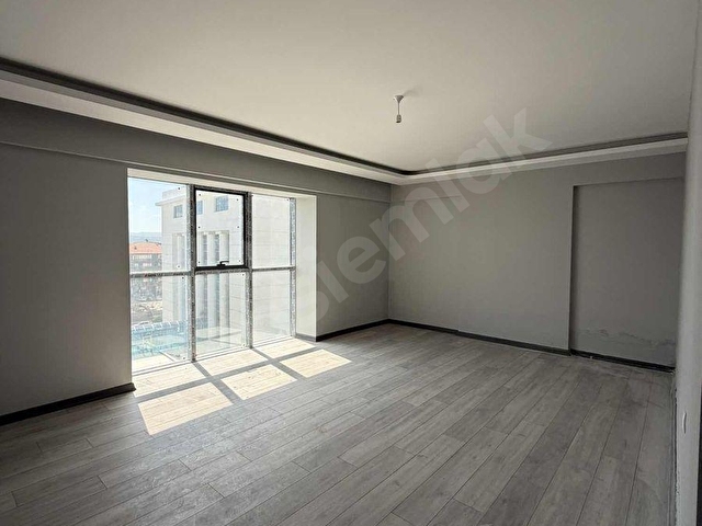 ÇUBUK MERKEZDE İSKANLI SATILIK LÜX DAİRE - Görsel 10