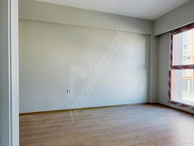 PENDİK VELİBABA SATILIK SIFIR 3+1 SİTE İÇİ DAİRE EBEVEYN BANYOLU - Görsel 17