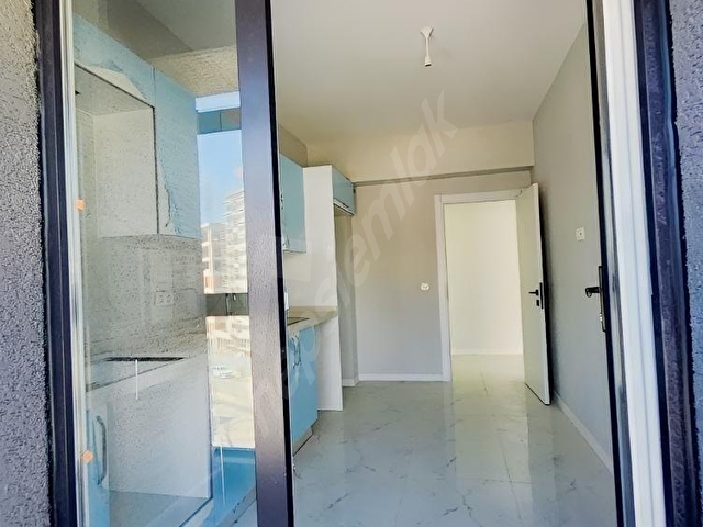 PENDİK VELİBABA SATILIK SIFIR 3+1 SİTE İÇİ DAİRE EBEVEYN BANYOLU - Görsel 7