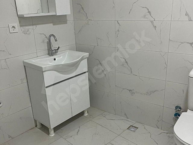 TURAN EMLAK DAN 3+1 KOMBİLİ BAHÇE KATI FULL YAPILI KOLEJ METRO ÇOK YAKIN - Görsel 9