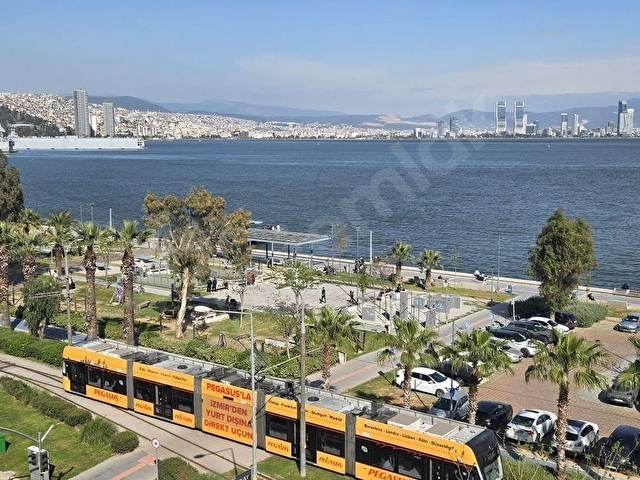 KARŞIYAKA YALIDA DENİZ MANZARALI KİRALIK 3+1 DAİRE - Görsel 5