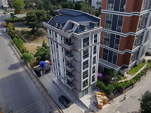 SARAYDAN YENİ MAHALLEDE CADDE ÜZERİ KATTA TEK DAİRE OTURUMA HAZIR HEMEN TESLİM 2+1 SALON - Görsel 4