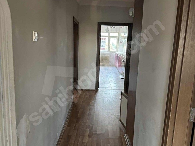AKSADAN SİTE İÇERİSİNDE OTOPARKLI KİRALIK DAİRE - Görsel 8