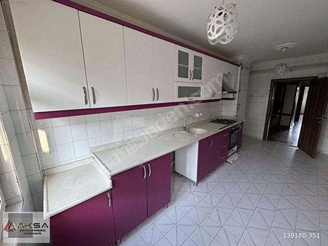 AKSADAN SİTE İÇERİSİNDE OTOPARKLI KİRALIK DAİRE - Görsel 13