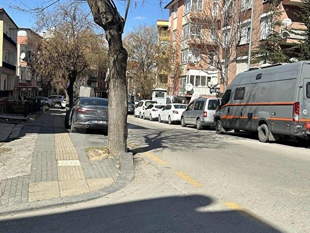 ^POLAT^ Mahmut Esat Bozkurt caddesi geniş 3+1 - Görsel 2