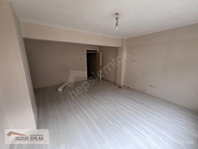 ABDURRAHMAN MAH KİRALIK DAİRE ARA KAT 3+1 110M2 KAPALI BALKONLU - Görsel 5