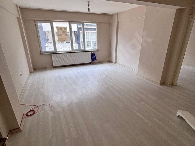 ABDURRAHMAN MAH KİRALIK DAİRE ARA KAT 3+1 110M2 KAPALI BALKONLU - Görsel 2