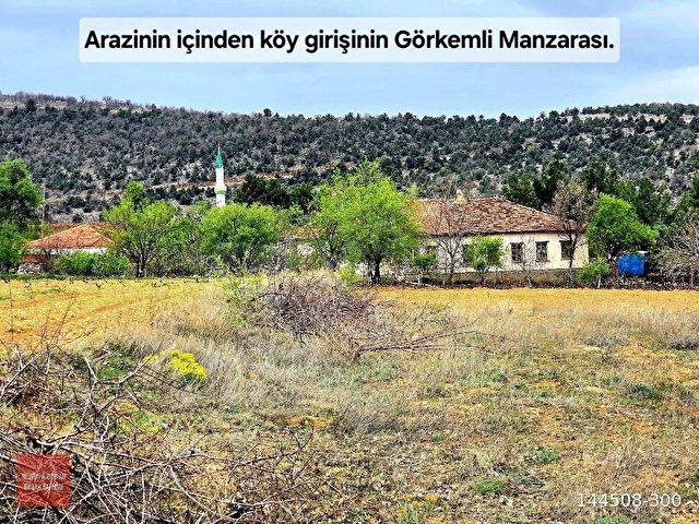 UŞAK KARAHALLI KAVAKLIDA KÖYİÇİ 4505 m2 ÇİFTLİK İMARLI 110m2 VİLLA YAPILABİLİR. AÇIKLAMAYI OKUYUNUZ - Görsel 20