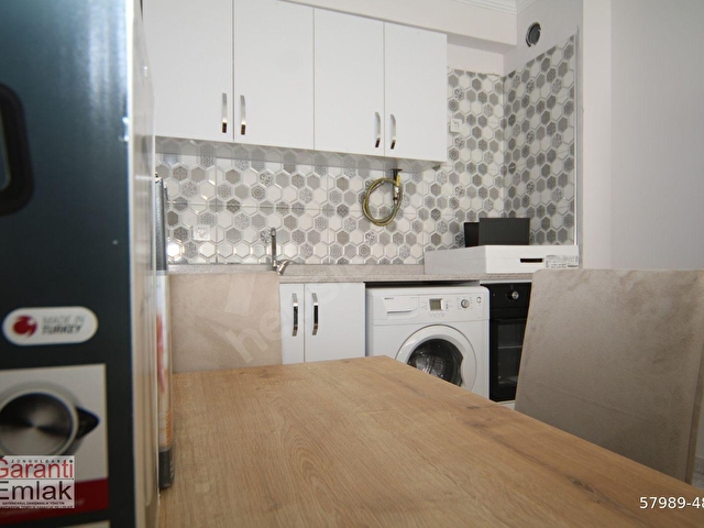 ZONGULDAK GARANTİ EMLAKTAN ZBEÜ TIP FAKÜLTESİNE YAKIN BALKONLU, EŞYALI 1+1 KİRALIK DAİRE - Görsel 8