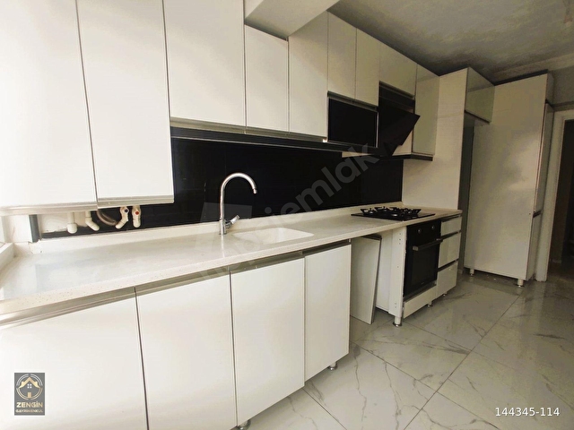PİYADE MAHALLESİ HARİKA KONUM FULL YAPILI 3+1 DAİRE - Görsel 2